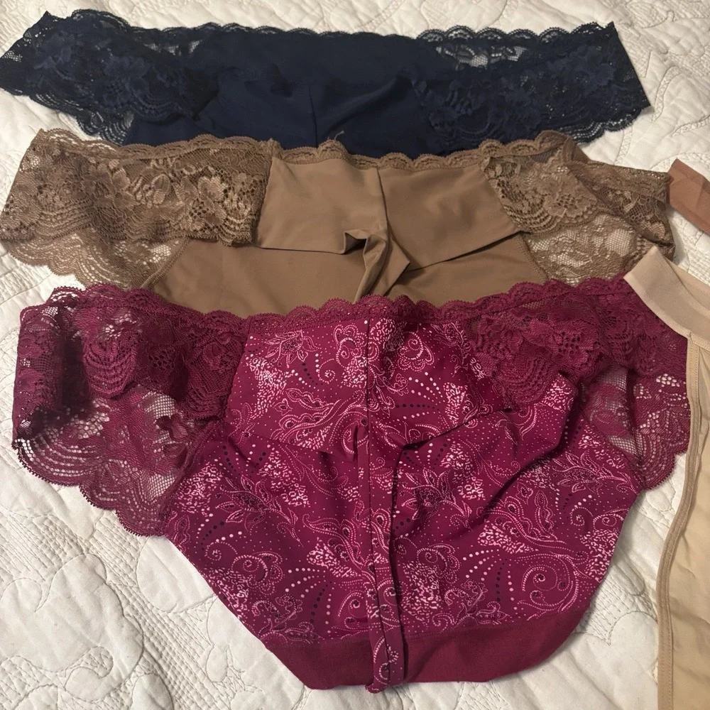 Joyspun Women's NWT Panties Size XXXL (22) 6 Pair (3 Bikini, 3‎ Thong) Soft New
